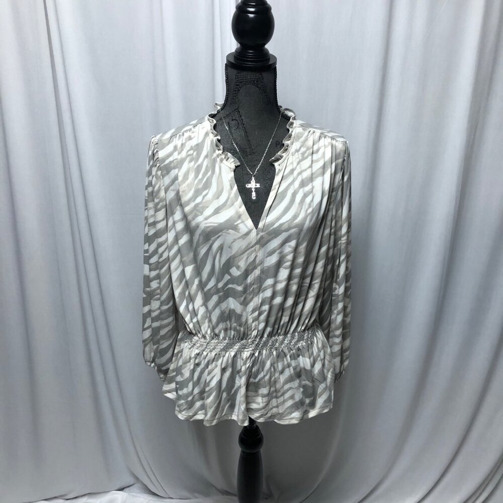 Simply Vera Top Womens Size Large Gray White Animal Print Stretchy Long Sleeve